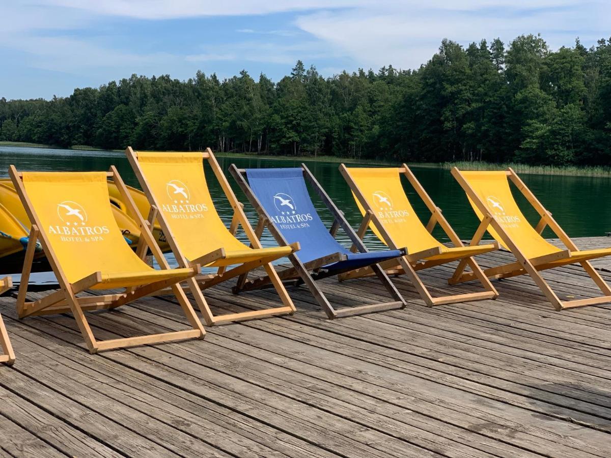 Hotel Albatros Serwy Экстерьер фото